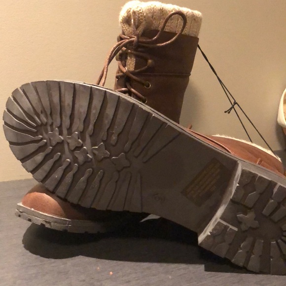 Streetwear Society boots with sweater cuff - Picture 3 of 3